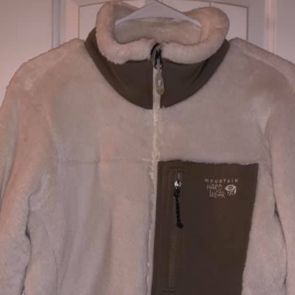 Mountain hardware full zip